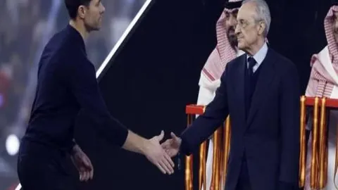 狂欢仙境盛典，双旦狂欢来袭！《诛仙手游》仙果飘香，乐事联动共赴仙途